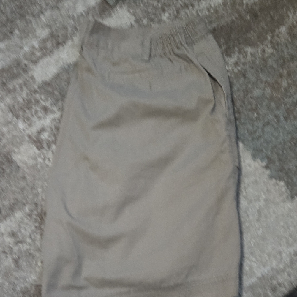 Men's Tan Cargo Shorts
